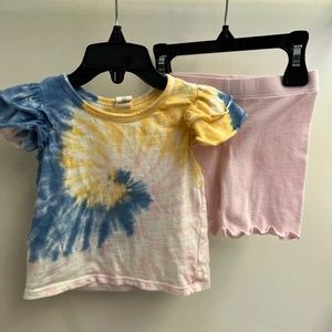 Tucker & Tate Ruffle Sleeve Top & Shorts Set